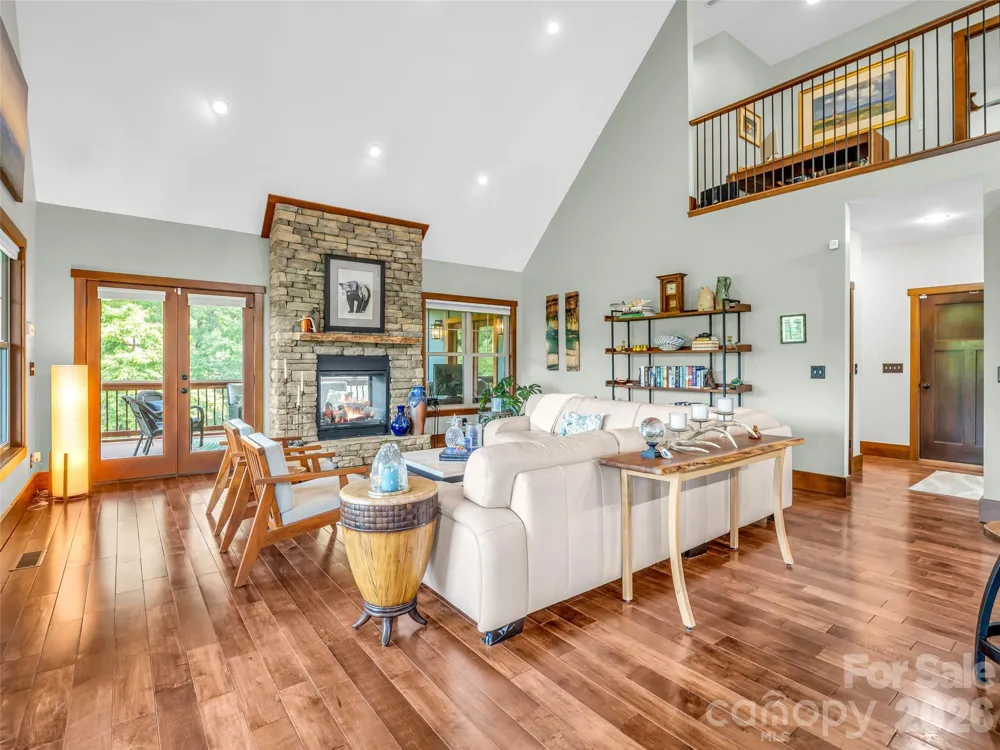 334 Willow Top Lane Lake Lure, NC 28746