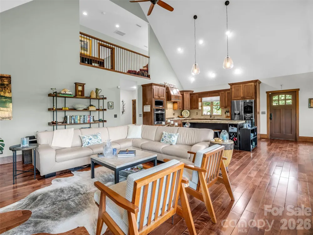 334 Willow Top Lane Lake Lure, NC 28746