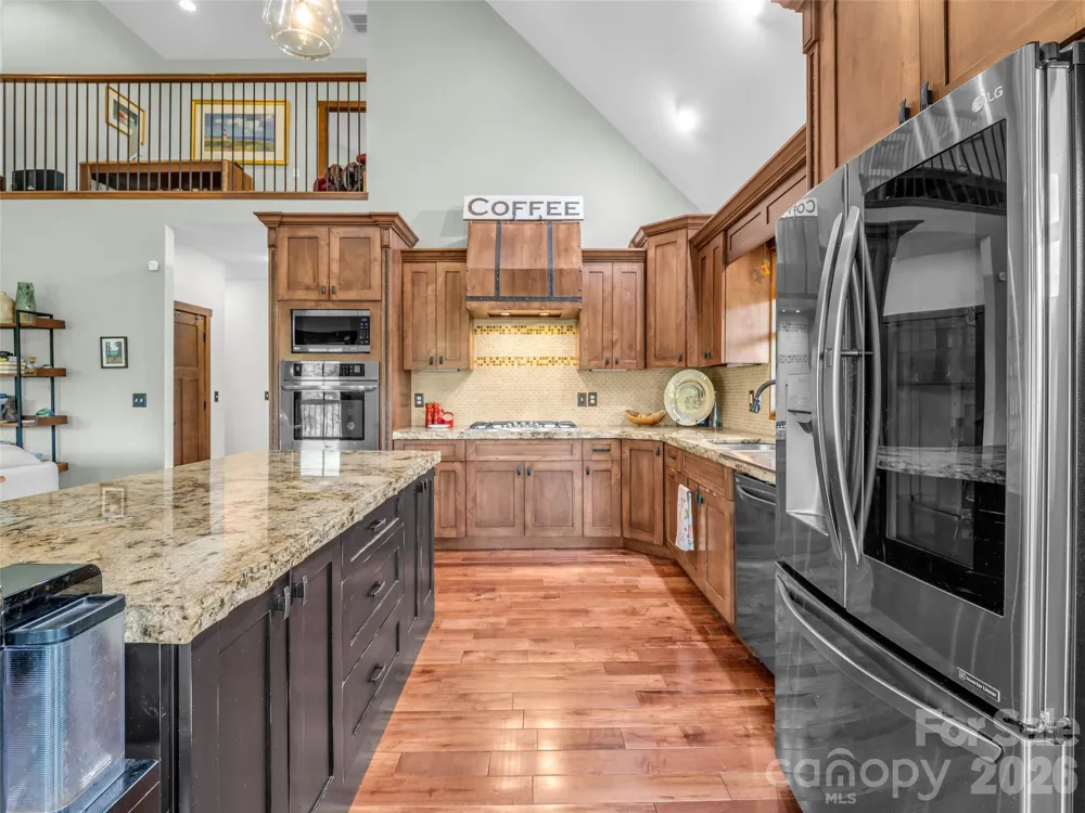 334 Willow Top Lane Lake Lure, NC 28746