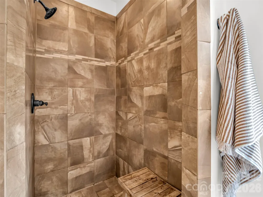 334 Willow Top Lane Lake Lure, NC 28746