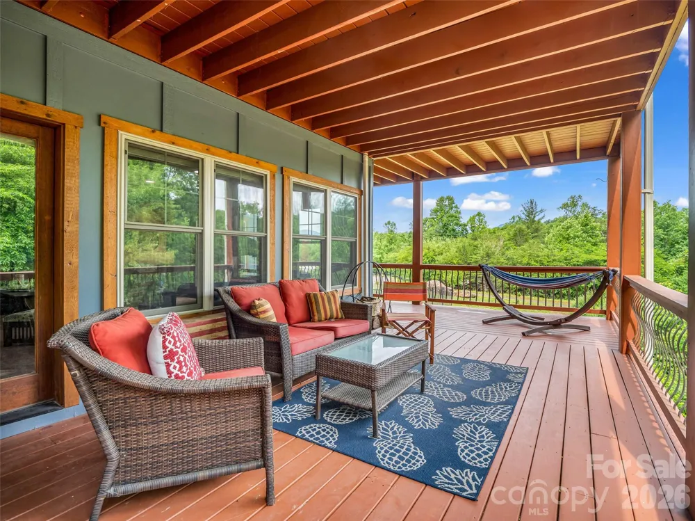 334 Willow Top Lane Lake Lure, NC 28746