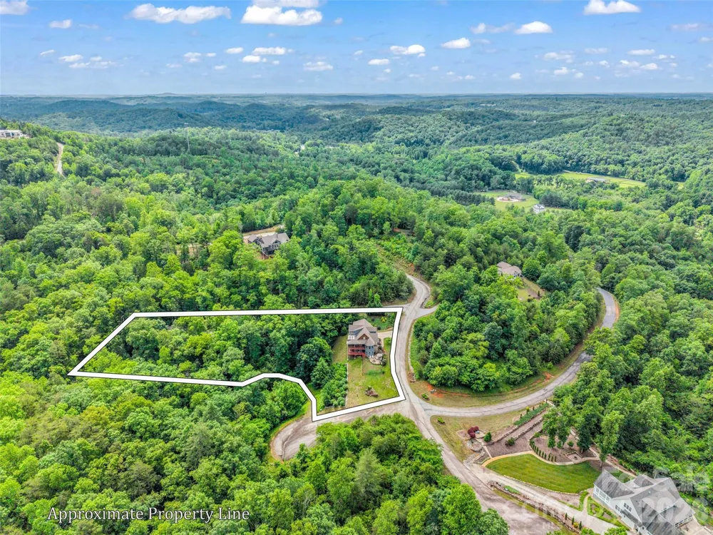 334 Willow Top Lane Lake Lure, NC 28746