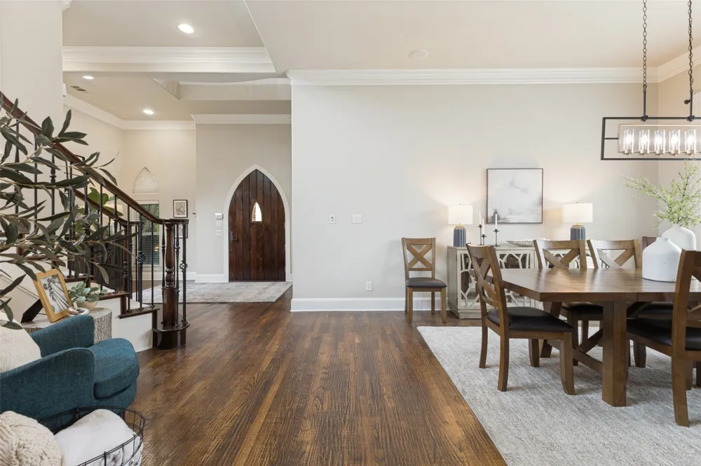 33 Lochleven Richardson, TX 75082