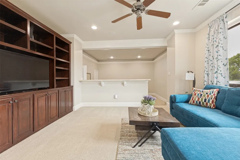 33 Lochleven Richardson, TX 75082