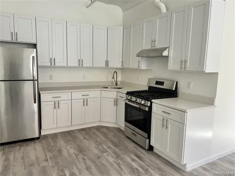102 North Street #8