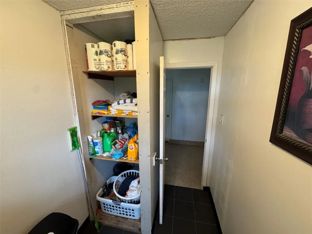 1904 Dodge Lane Wallis, TX 77485
