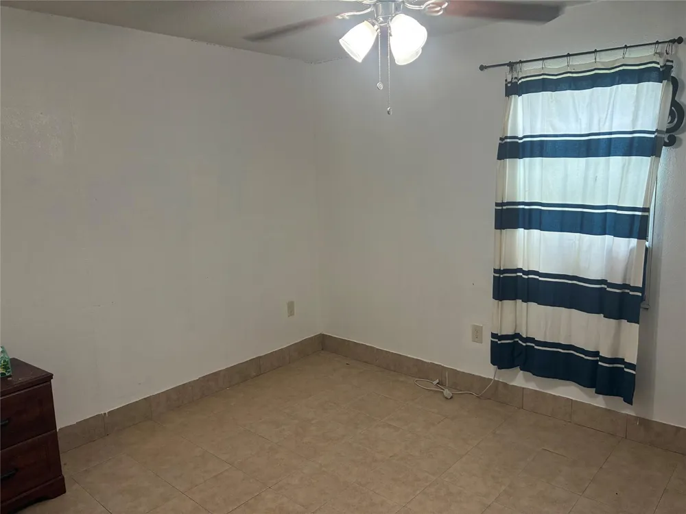 1904 Dodge Lane Wallis, TX 77485