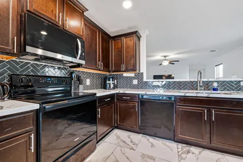 6150 El Oro Drive