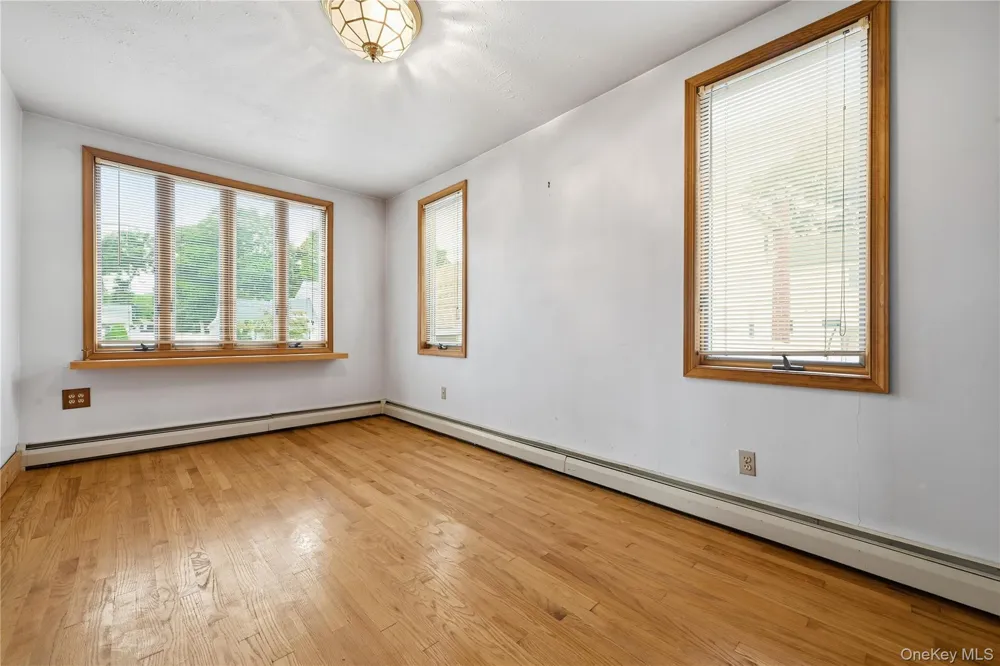 418 Myrtle Avenue West Islip, NY 11795
