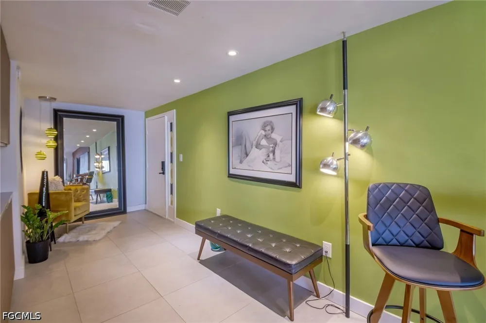 Virginia Avenue #403 Fort Myers, FL 33901