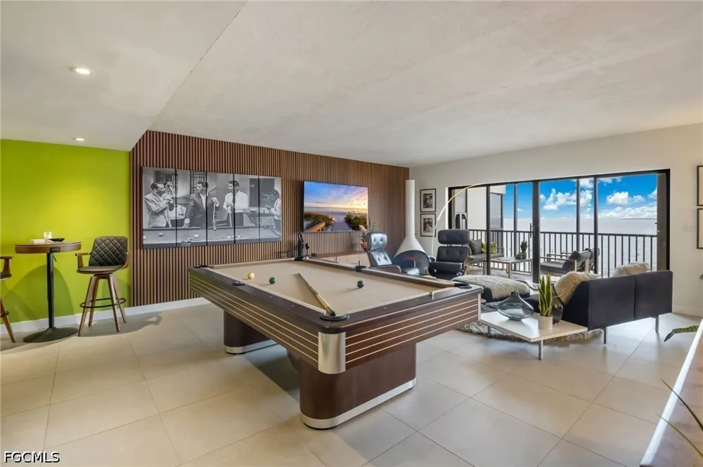 Virginia Avenue #403 Fort Myers, FL 33901