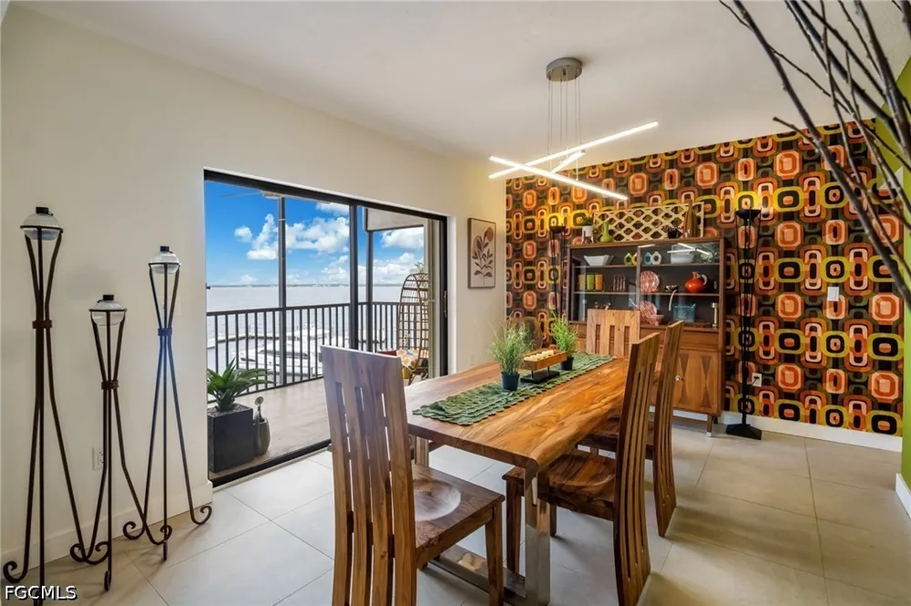Virginia Avenue #403 Fort Myers, FL 33901