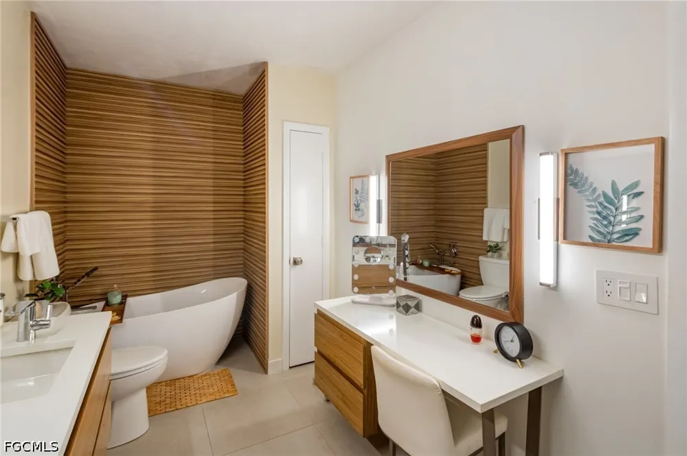 Virginia Avenue #403 Fort Myers, FL 33901
