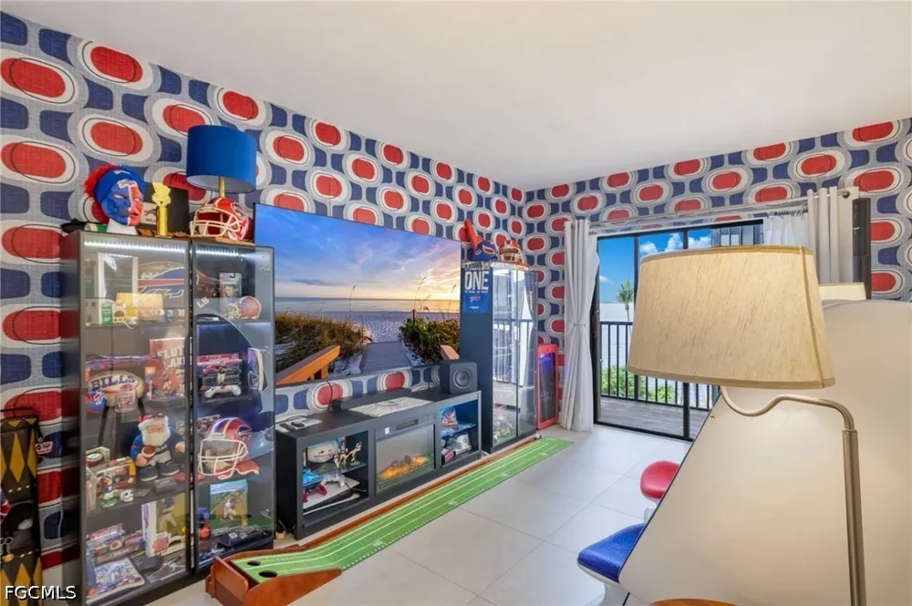 Virginia Avenue #403 Fort Myers, FL 33901