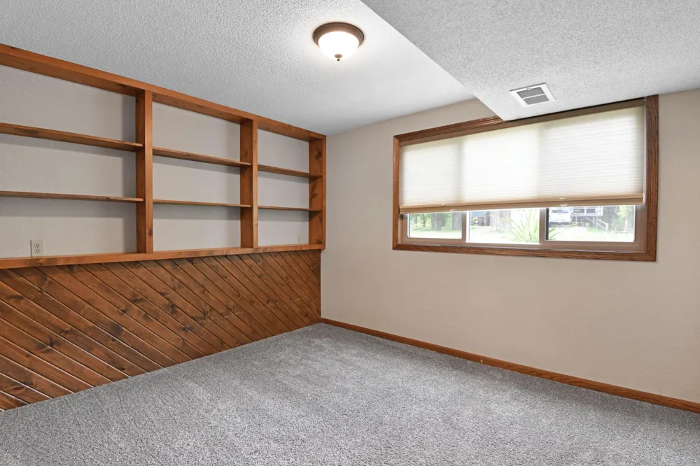 807 2 1/2 STREET Sartell, MN 56377