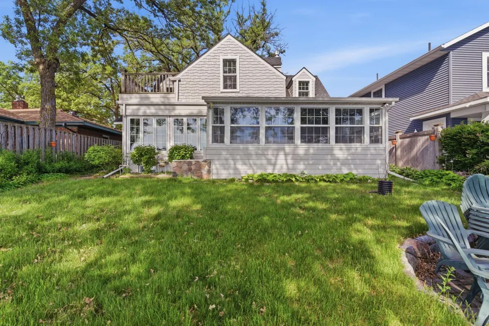 271 Lake Avenue Spicer, MN 56288