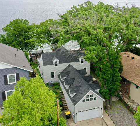 271 Lake Avenue