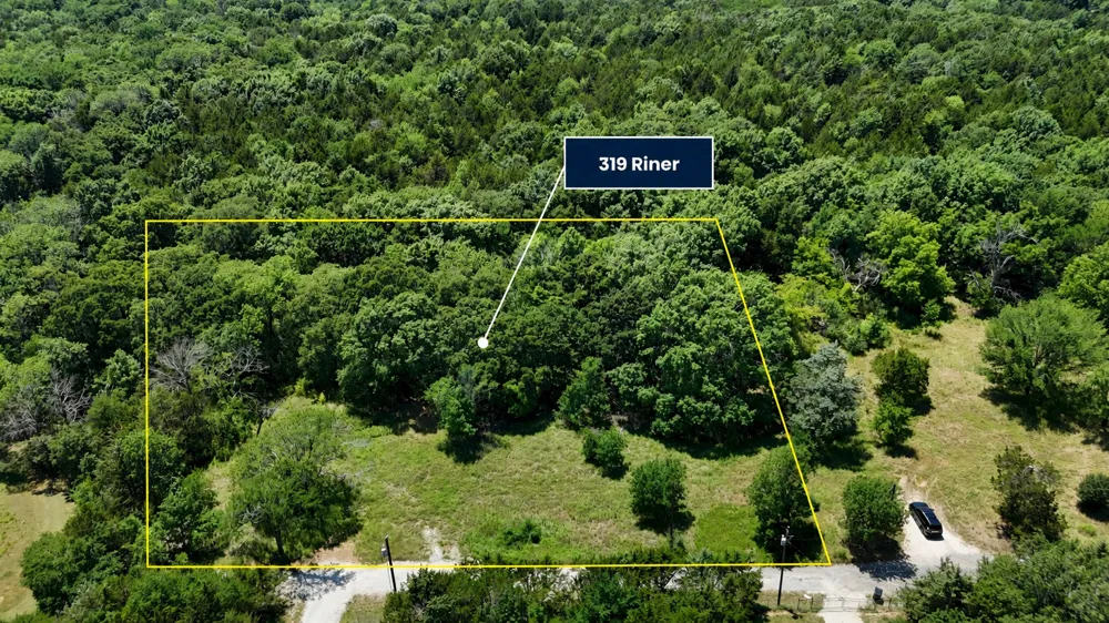 319 Riner Road Pottsboro, TX 75076