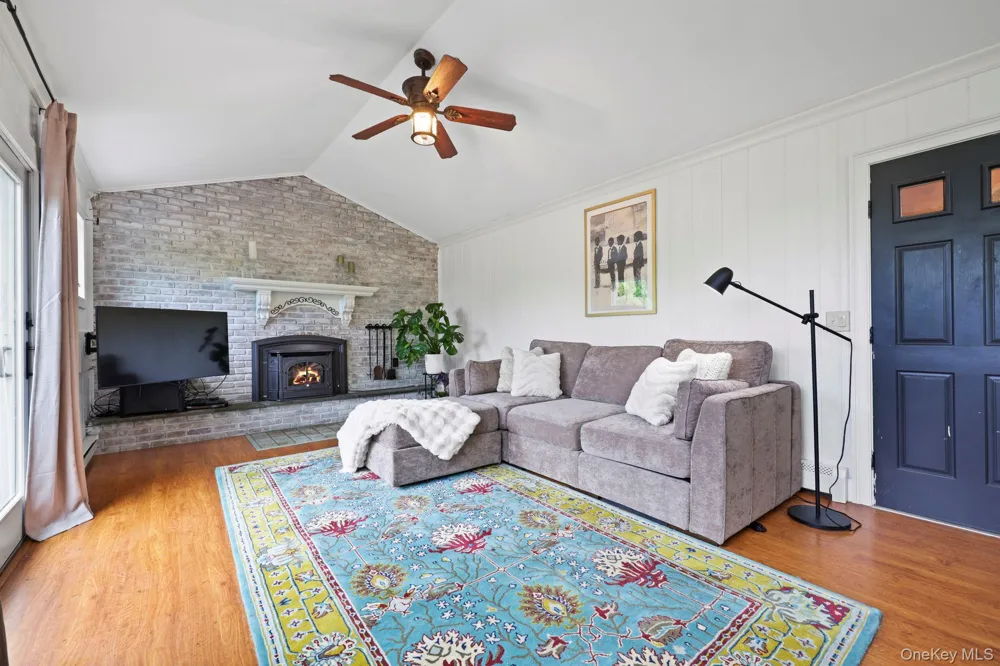 76 Eleanor Drive Mahopac, NY 10541