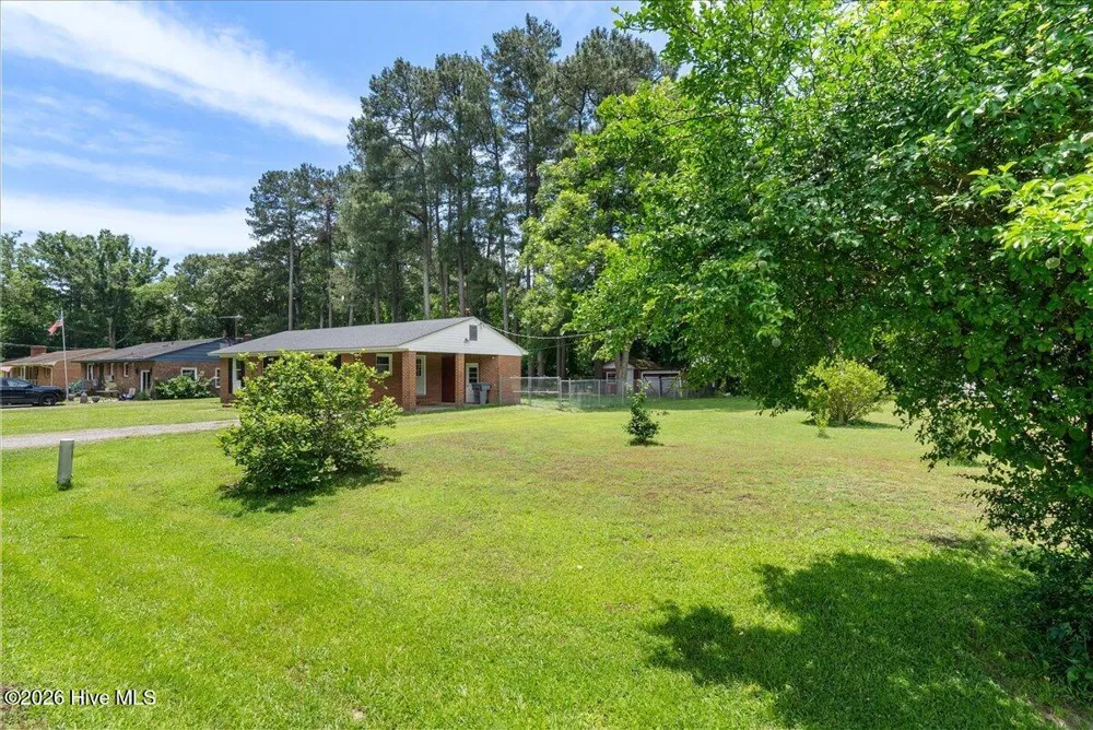 111 S Sycamore Street Woodland, NC 27897