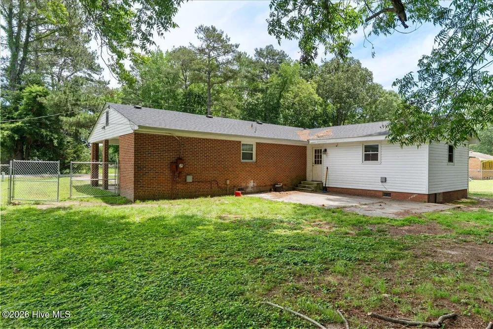 111 S Sycamore Street Woodland, NC 27897