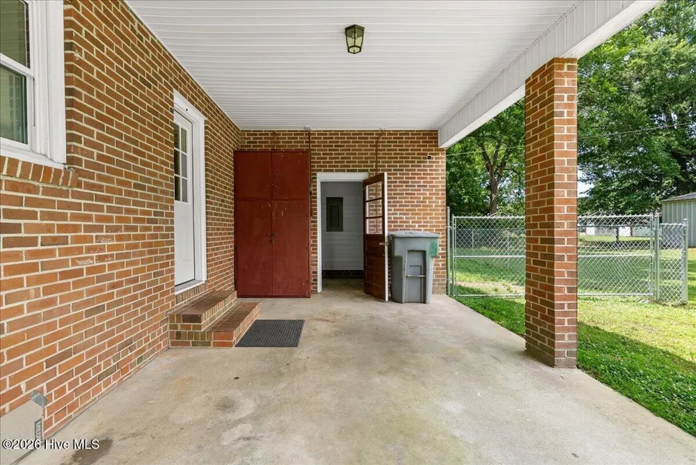 111 S Sycamore Street Woodland, NC 27897