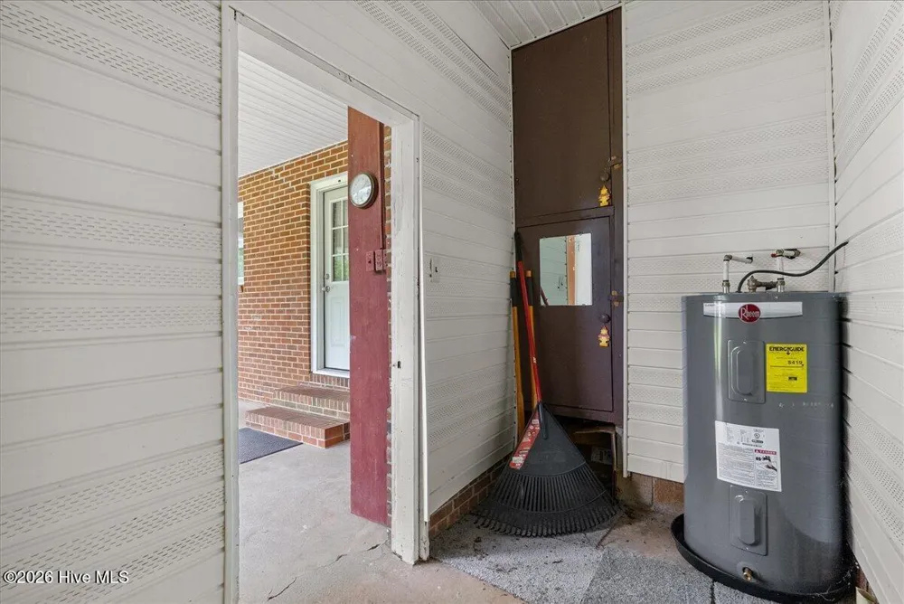 111 S Sycamore Street Woodland, NC 27897