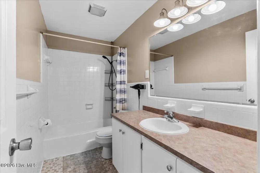 111 S Sycamore Street Woodland, NC 27897