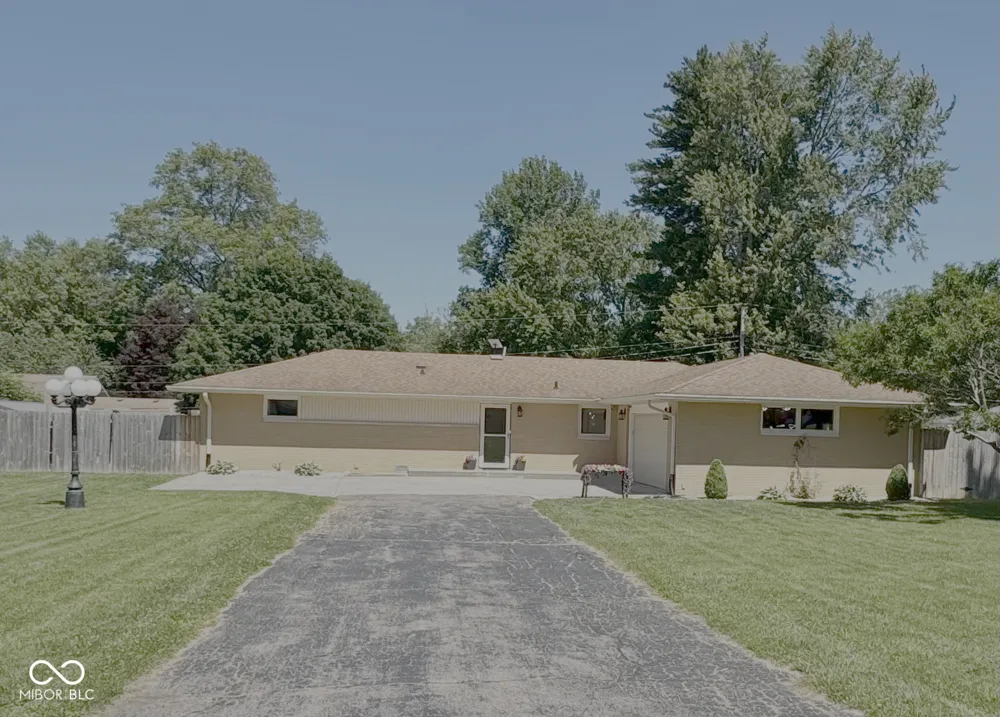 9940 W Sunset Lane Elwood, IN 46036