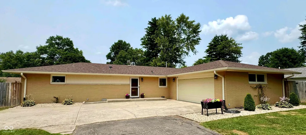 9940 W Sunset Lane Elwood, IN 46036