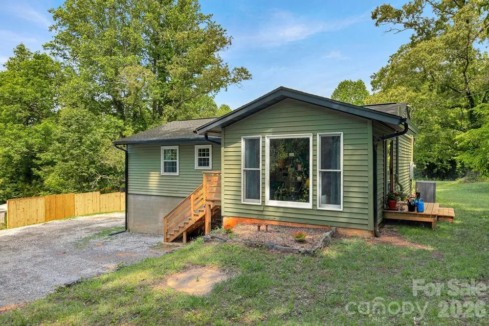 113 Byrd Lane Brevard, NC 28712