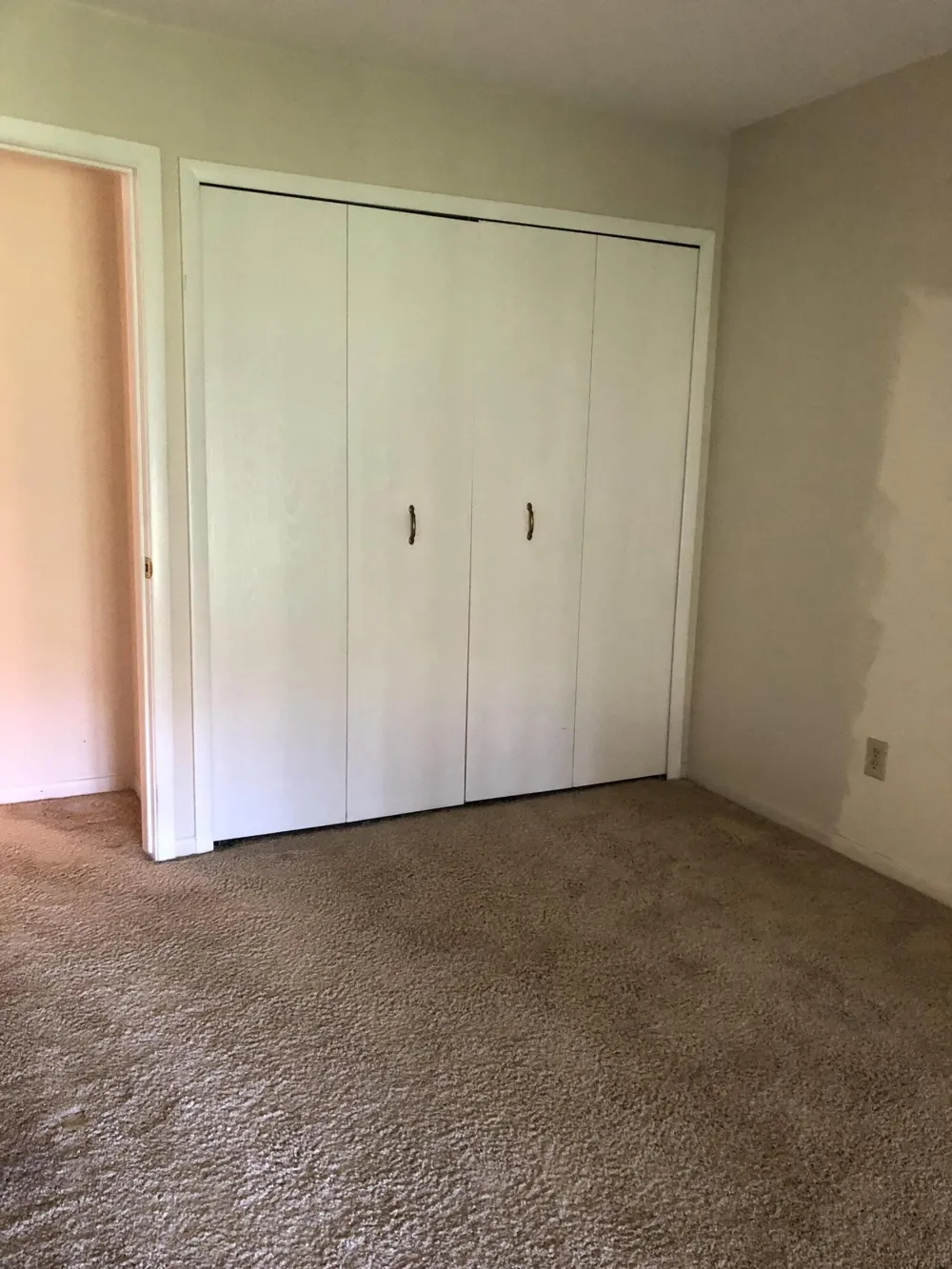 25136 Potomac Drive South Lyon, MI 48178