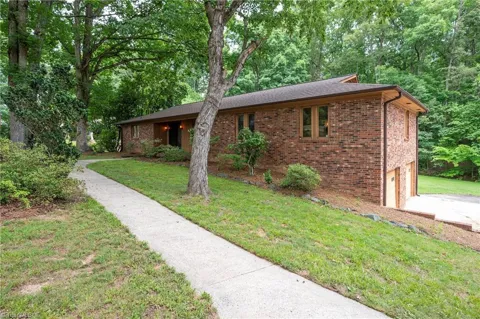 160 Sunny Acres Drive