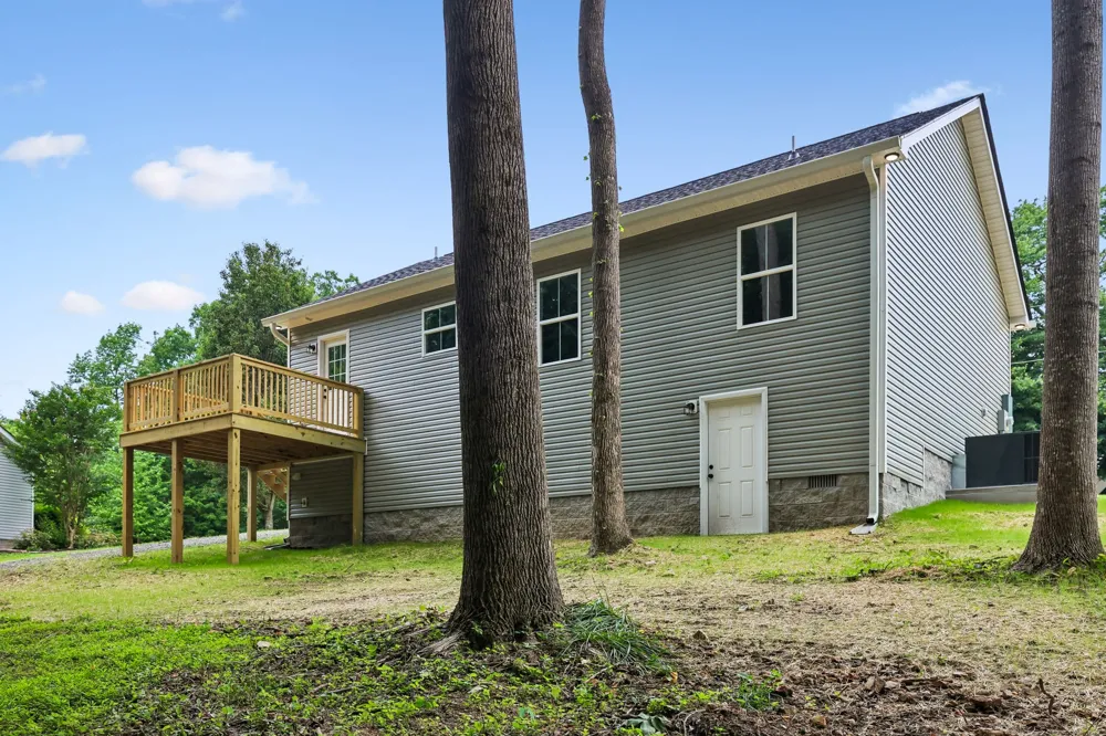 144 Towers Ln Woodbury, TN 37190
