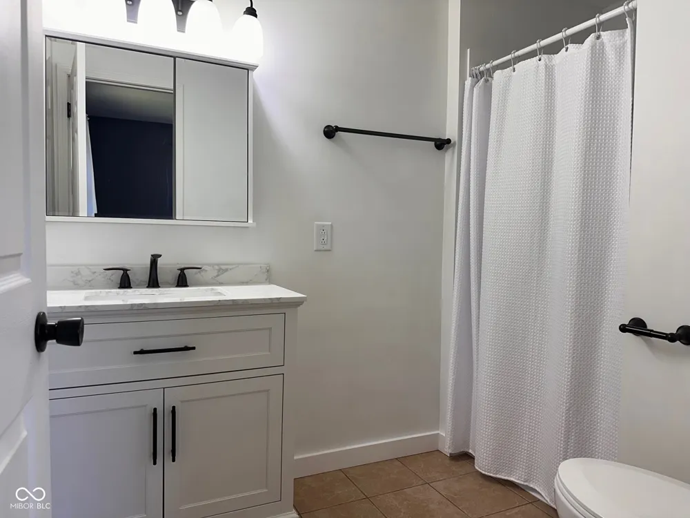 1742 E Range Line Road Greencastle, IN 46135