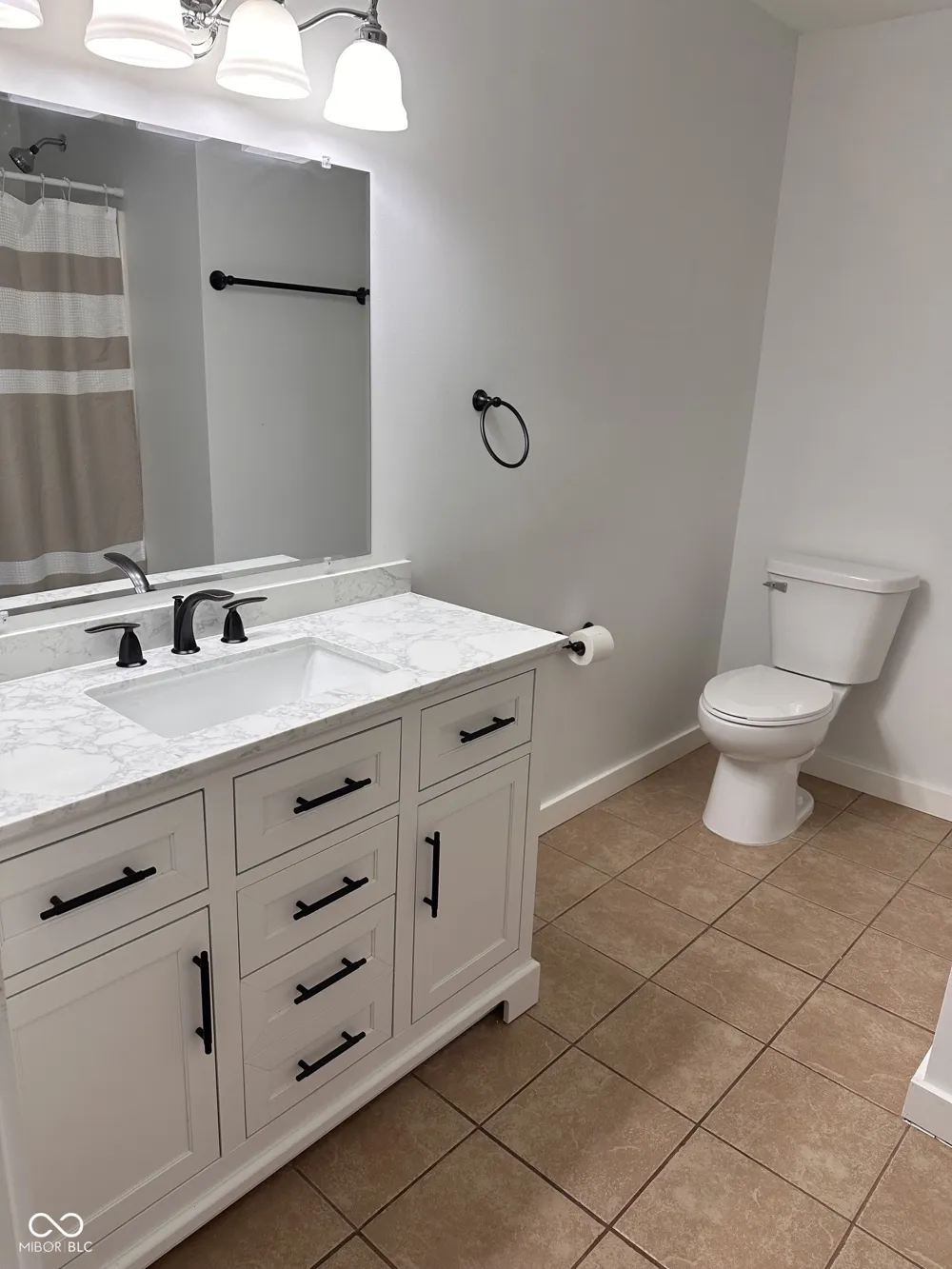 1742 E Range Line Road Greencastle, IN 46135