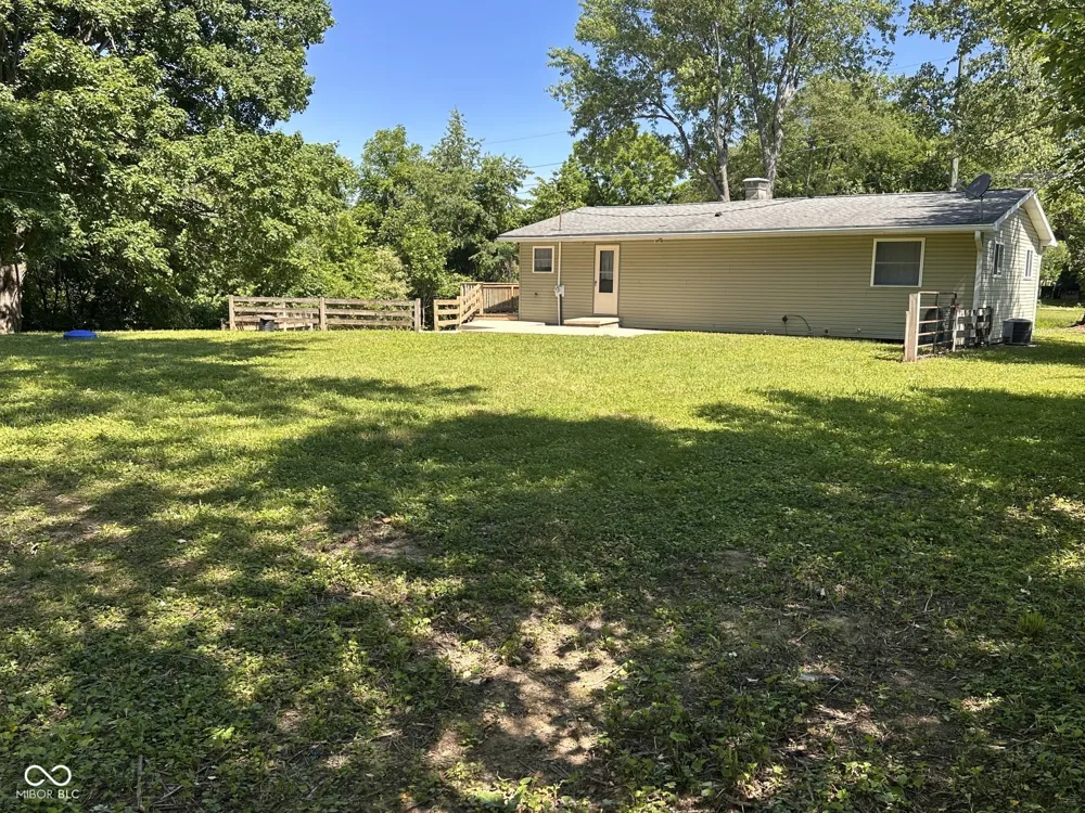 1742 E Range Line Road Greencastle, IN 46135