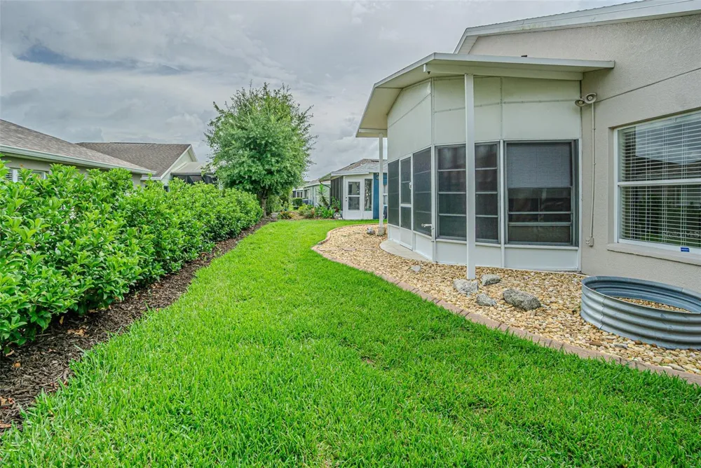 10245 BUNCOMBE WAY San Antonio, FL 33576