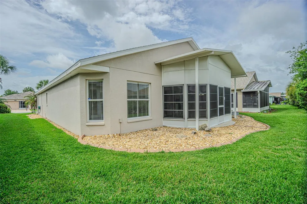 10245 BUNCOMBE WAY San Antonio, FL 33576