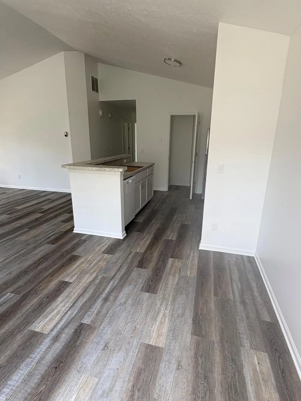 194 Hunters Lane NE #37 Rockford, MI 49341