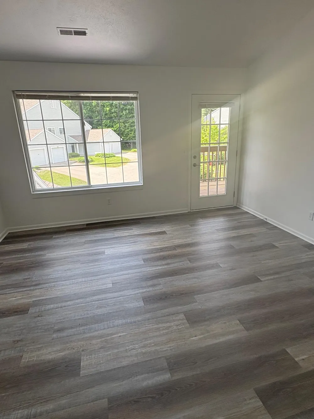 194 Hunters Lane NE #37 Rockford, MI 49341