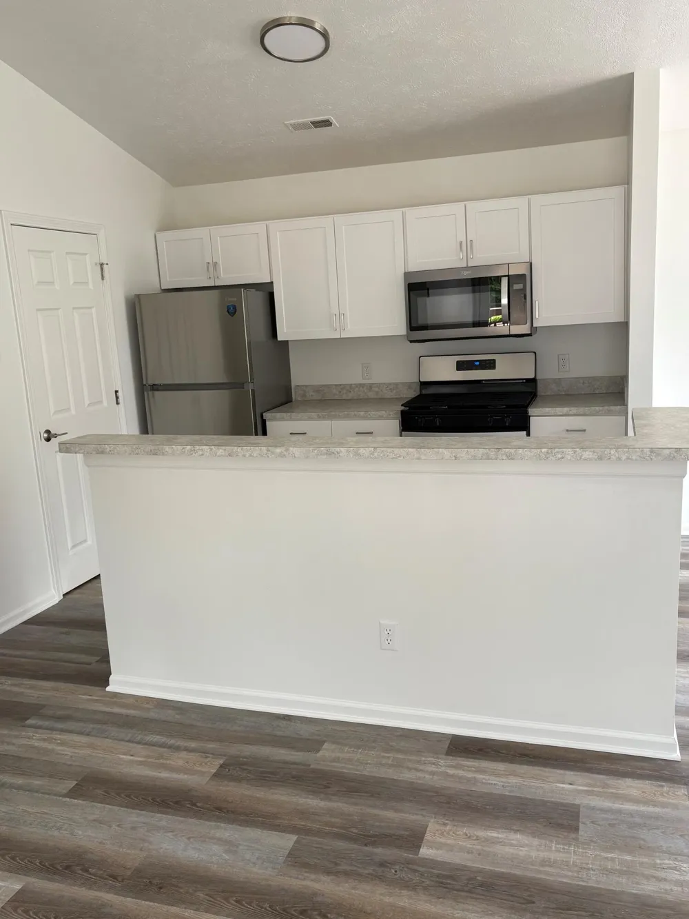 194 Hunters Lane NE #37 Rockford, MI 49341