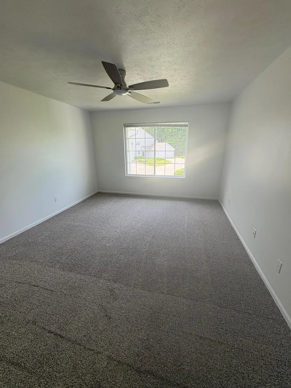 194 Hunters Lane NE #37 Rockford, MI 49341