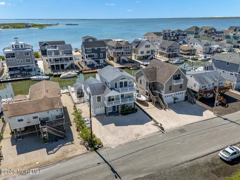 20 Carroll Avenue Tuckerton, NJ 08087