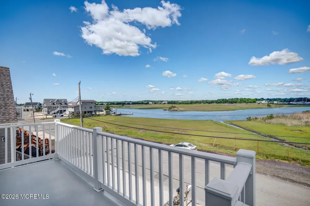 20 Carroll Avenue Tuckerton, NJ 08087