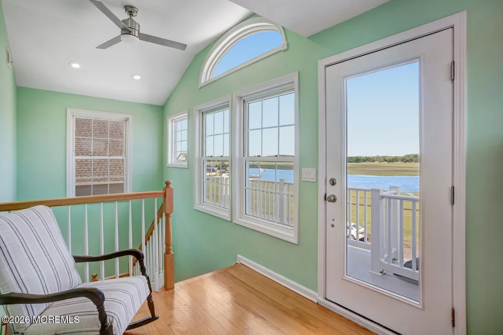 20 Carroll Avenue Tuckerton, NJ 08087
