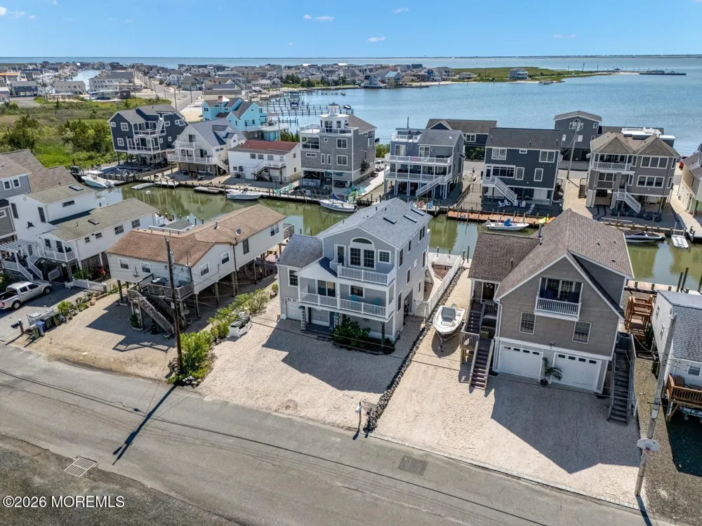 20 Carroll Avenue Tuckerton, NJ 08087