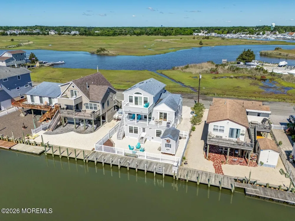 20 Carroll Avenue Tuckerton, NJ 08087