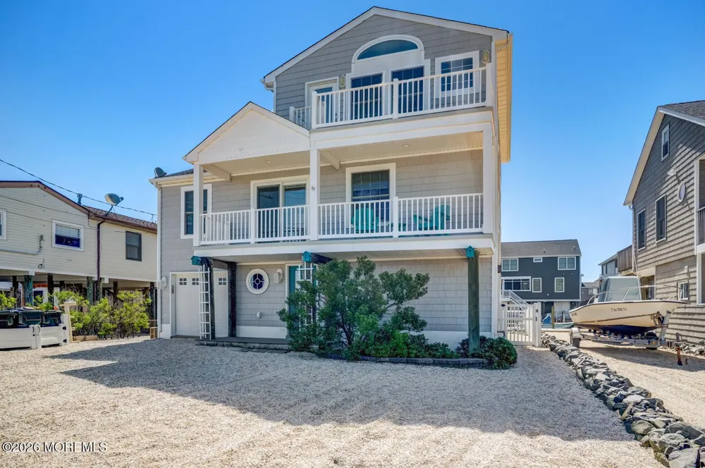 20 Carroll Avenue Tuckerton, NJ 08087