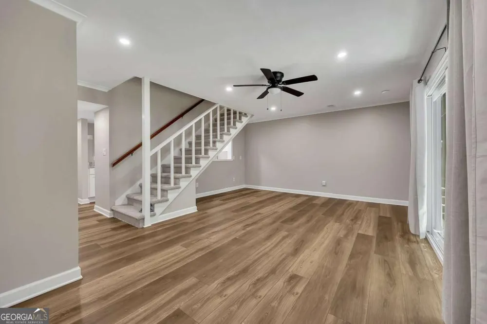 9 Fairway DR NW Kennesaw, GA 30144